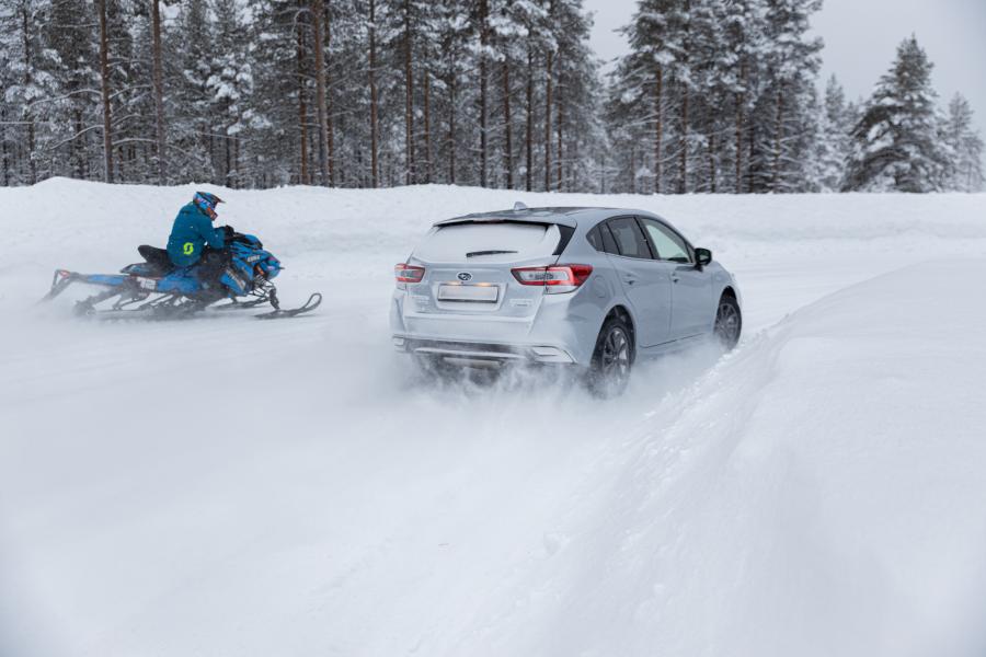  Subaru Impreza e-Boxer 5-Door 2020 года  (WW) (фото 6 из 24)
